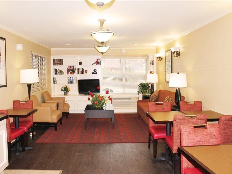 Extended America - - Galleria - Uptown Hotel 2*